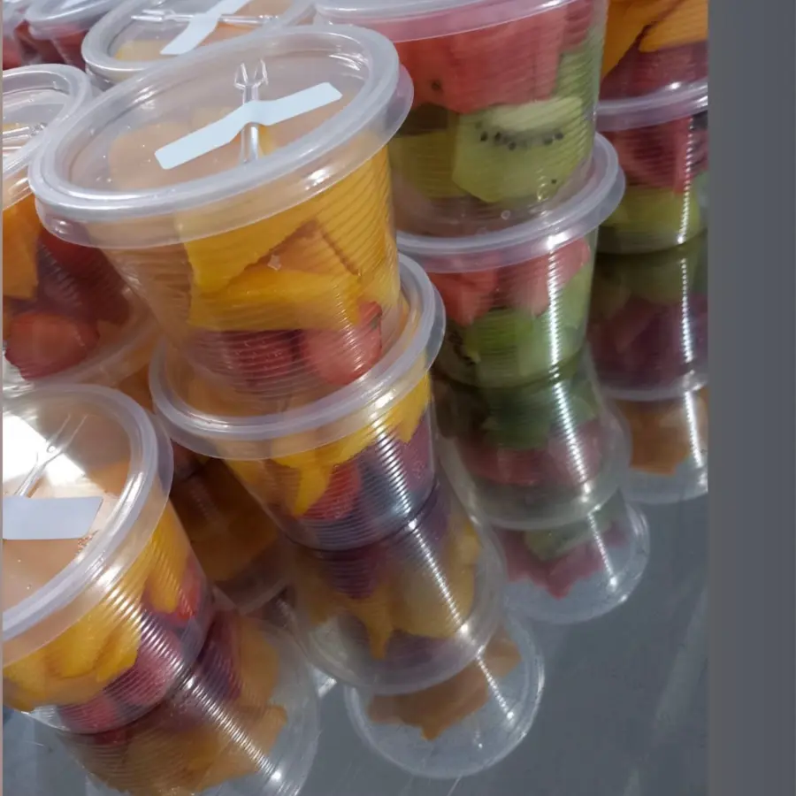 Kit meio a meio com frutas picadas